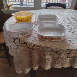 Casserole Dishes 3 Corning Ware.  1 Pyrex