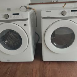 Stackable Washer And Gas Dryer