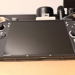 Lenovo Legion Go S 8" 120Hz, AMD Ryzen Z1 Extreme, 32GB RAM, 1TB SSD, Steam OS