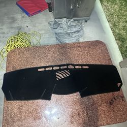 Dashboard Cover / Dash Mat – Lexus IS250 / IS350 / ISF (2006–2013)