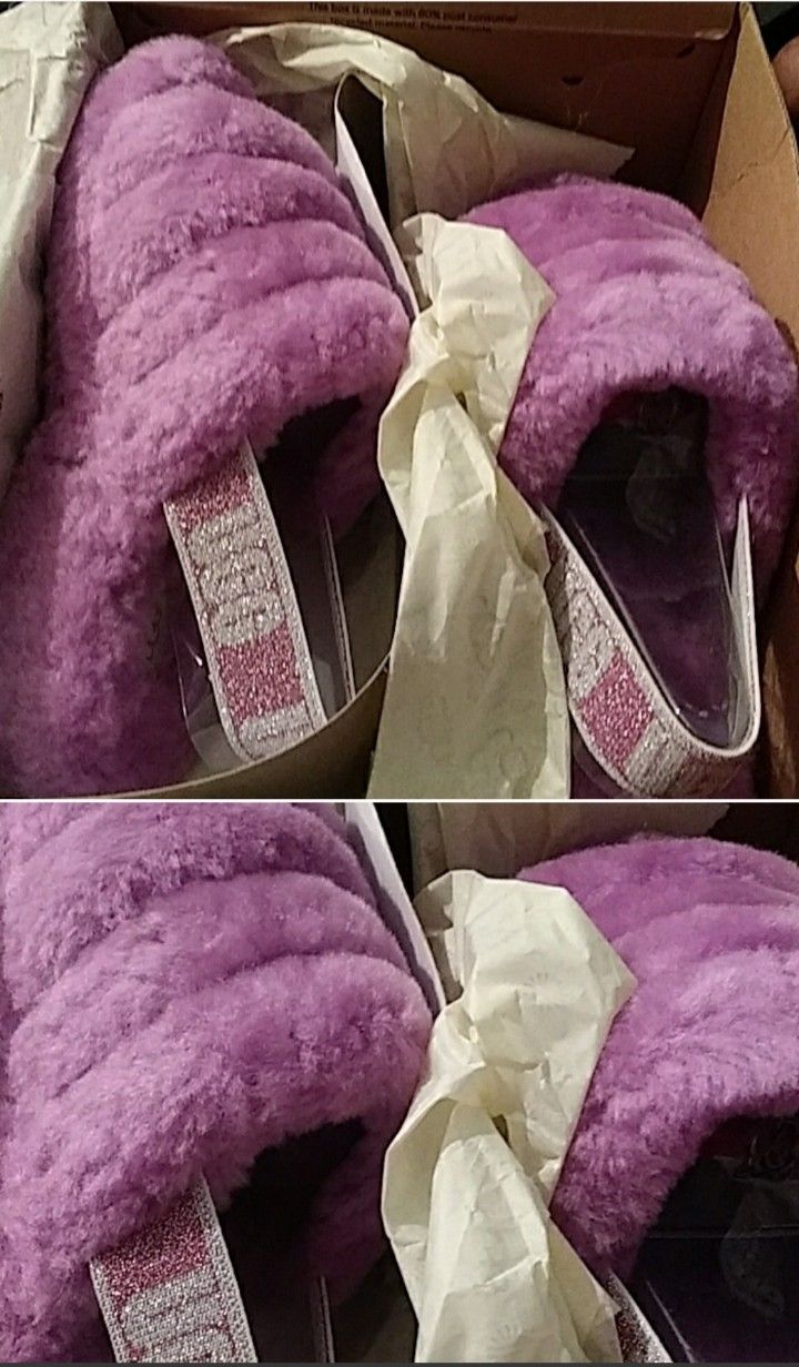 Yeah ugg sandal