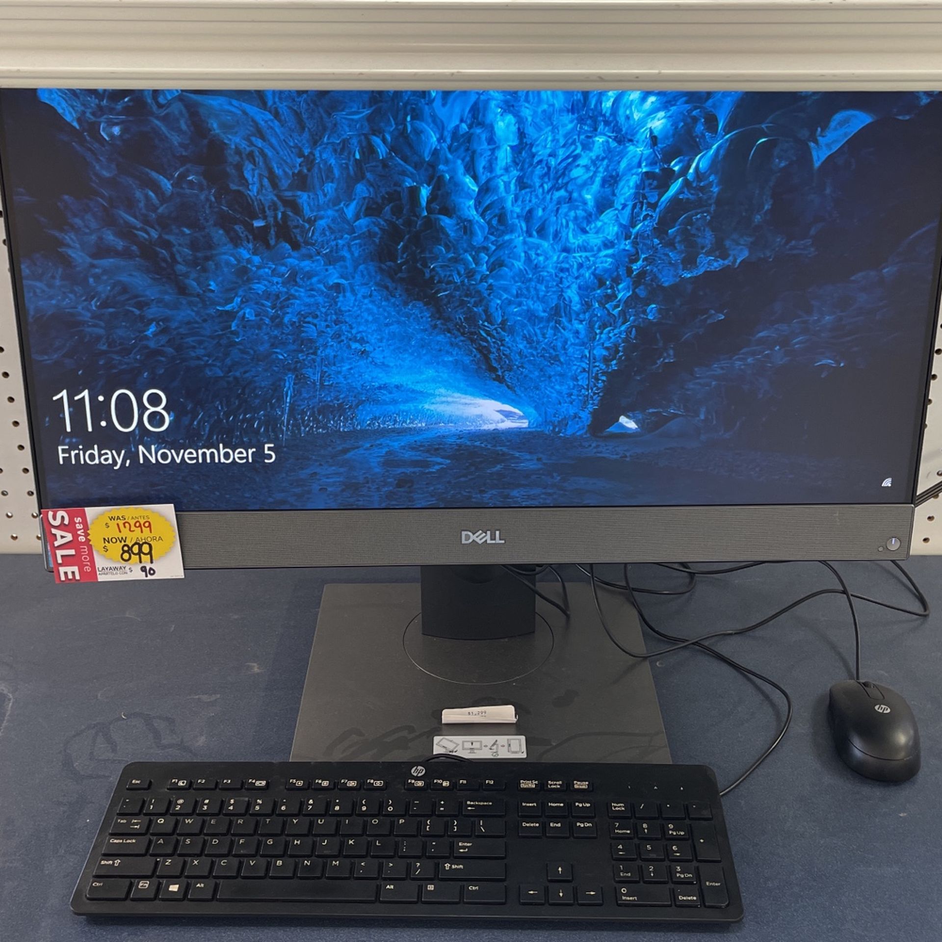 Dell desktop All In One Computer @ Fiesta Pawn Shop #560