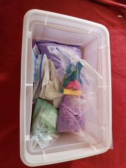 Kinetic sand kit