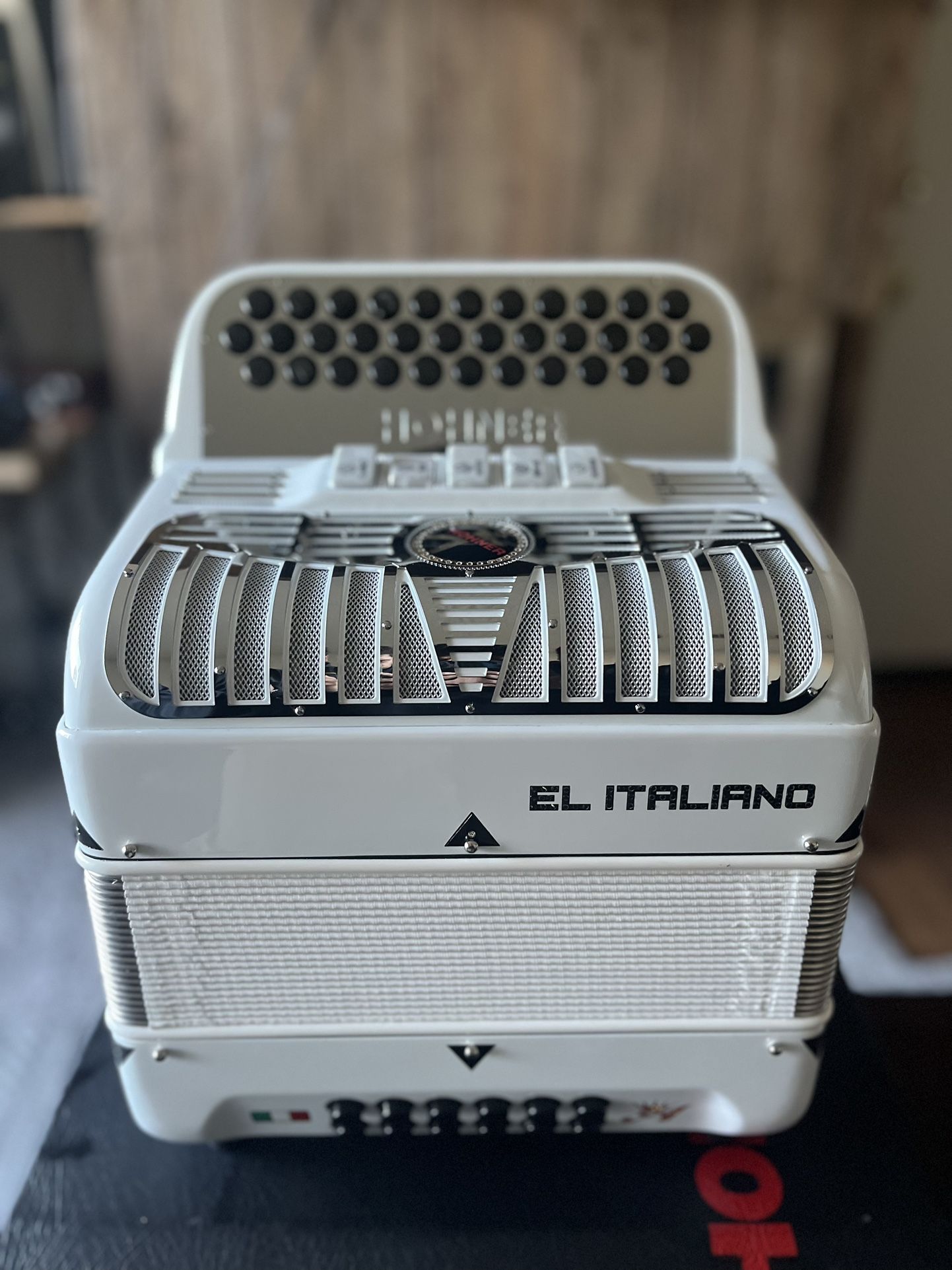 Hohner Anacleto “El Italiano” (FBE)