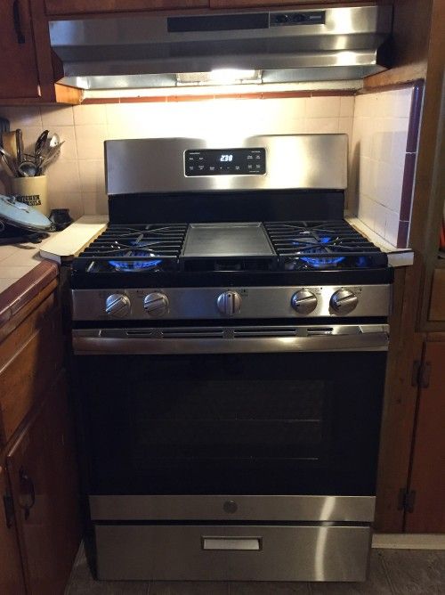GE Gas Range and 36" Range Hood