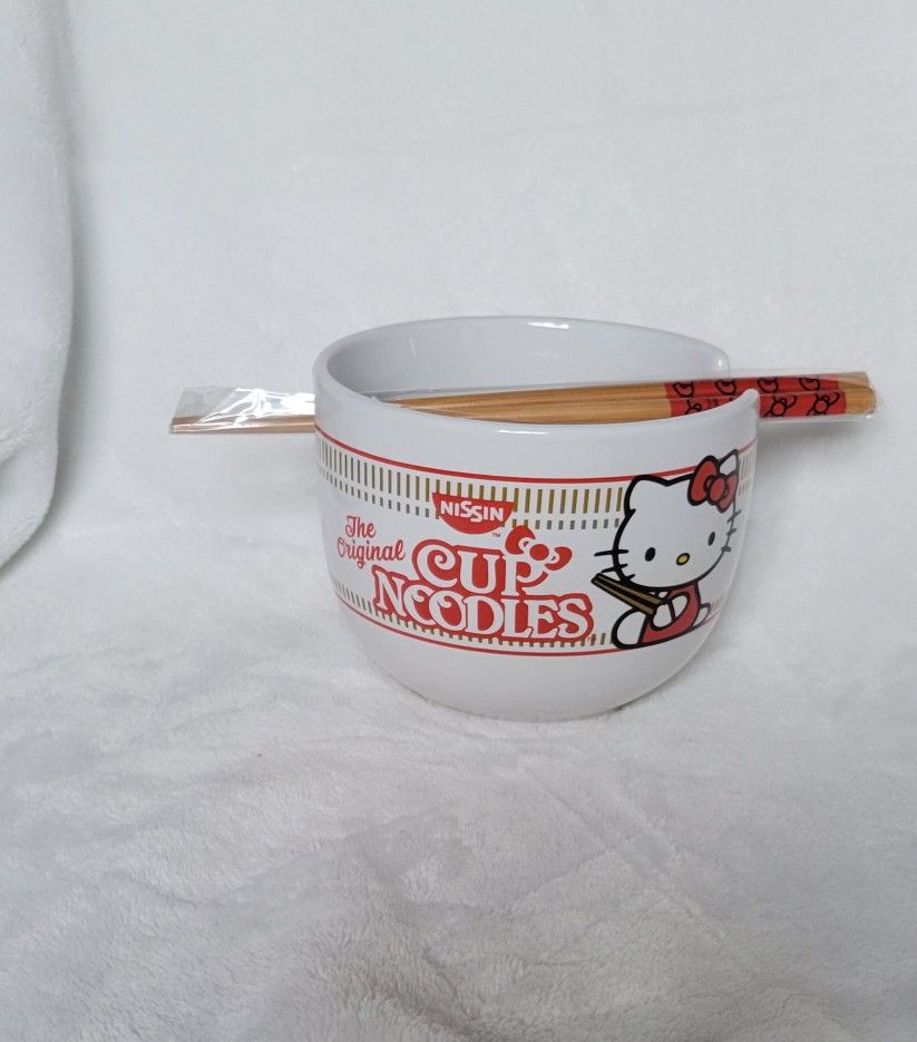 Sanrio Hello Kitty ramen bowl with chopsticks