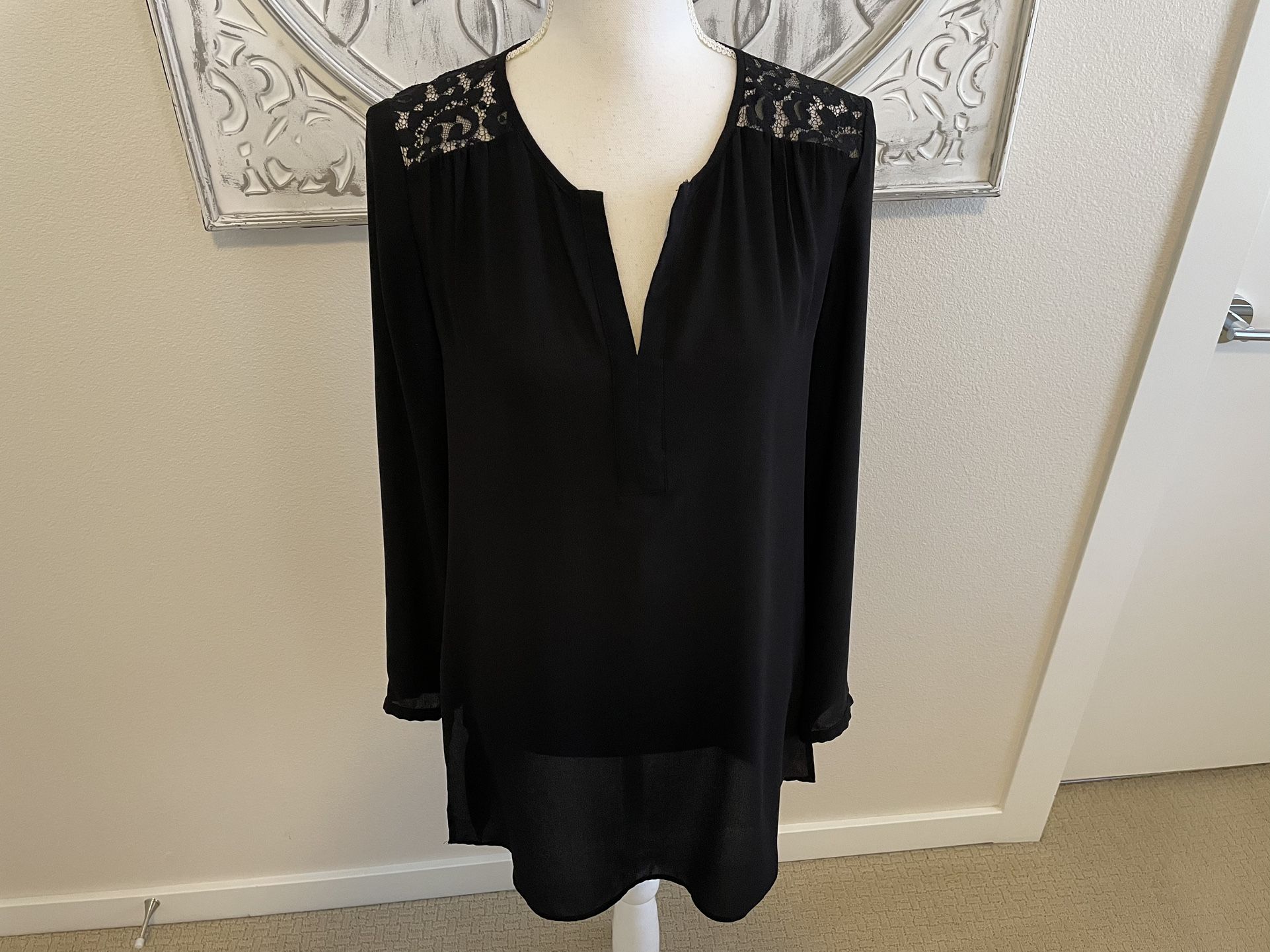 Daniel Rainn Black Blouse w/ Lace Back Detail, Small