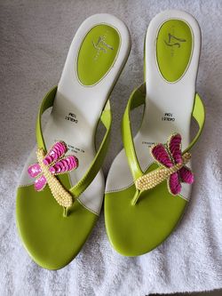 [PRICE REDUCED]Dragonfly Sandles Size 10 with 3" Heel