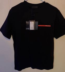 Men’s T-shirt Size Small Men