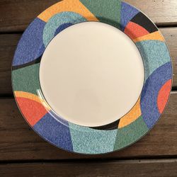 Victoria & Beale Dinner Plate 10 3/4”