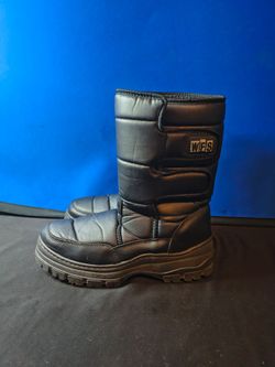WFS Black Adult Winter Insulated Snow Boots (Size 12)