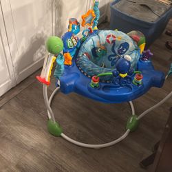 baby bouncer 