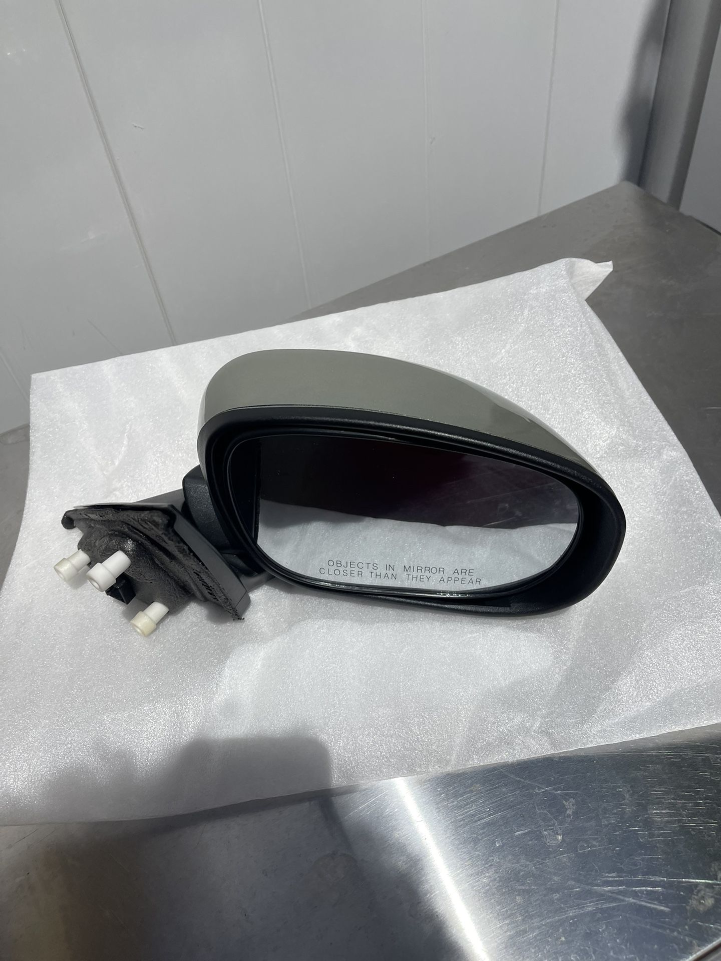 Chrysler 300 Driver And Passenger Mirrors. New  Never Used 
