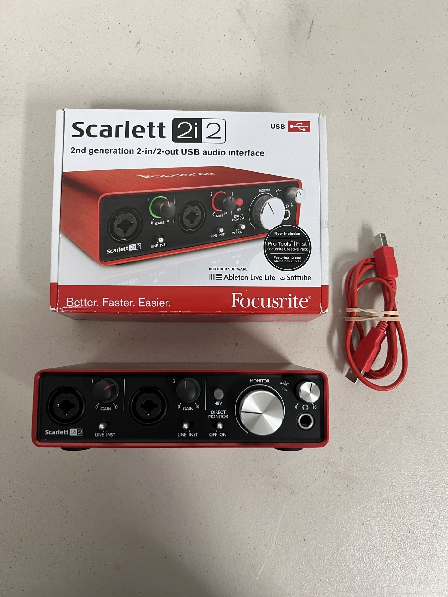 Focusrite Scarlett 2i2 (2nd Gen) USB Audio Interface