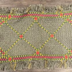 runners table accent vintage decor display artwork craft embroidery threads