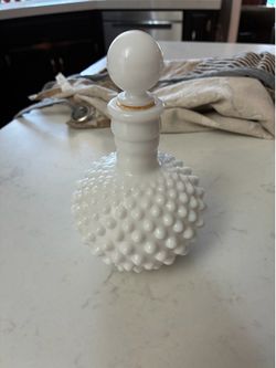 Fenton Hobnail