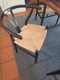 6 wishbone chairs