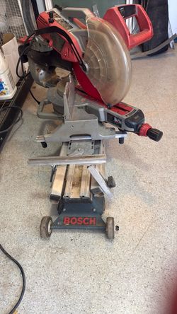 Milwaukee Chop saw + Bosch stand