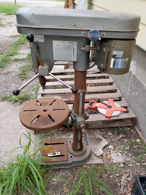 bench drill press -duracraft for Sale in Refugio, TX - OfferUp