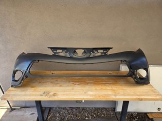 2013-2015 Toyota RAV4 LE Front Bumper OEM