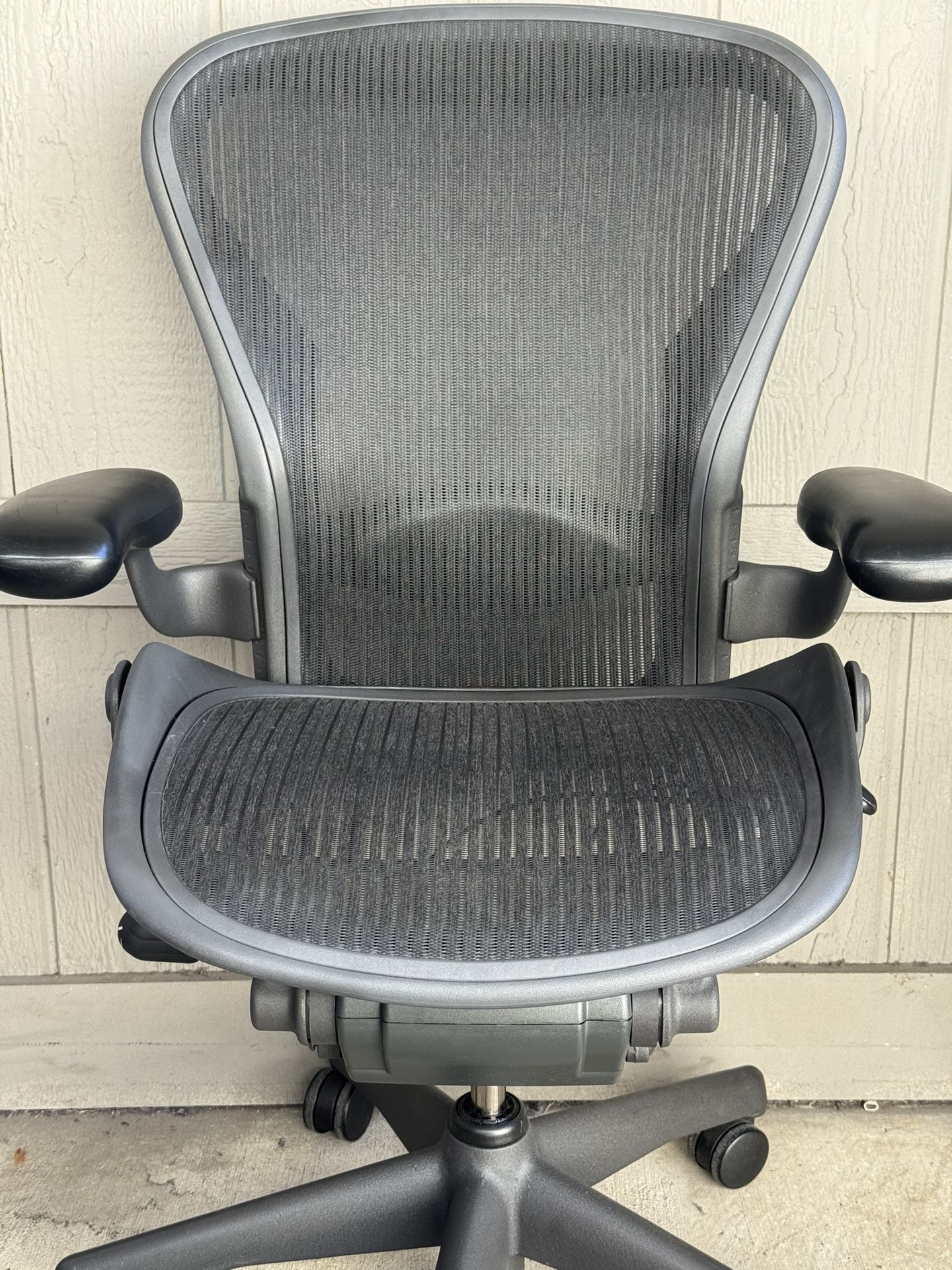 Herman Miller Aeron Chair Size B🔥🔥🔥🔥
