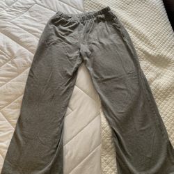 Brandy Melville Gray Wide-Leg Sweatpants – Gently Used