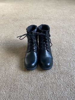 Women’s shoes