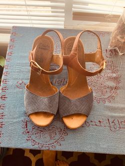 Heels/ wedges