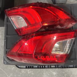 18-21 Honda Accord Tail Light Part