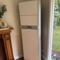 LG Floor-Standing Air Conditioner