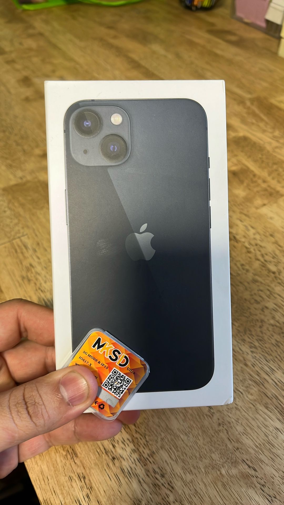 Metro iPhone 13 Sealed With Mksd R Sim