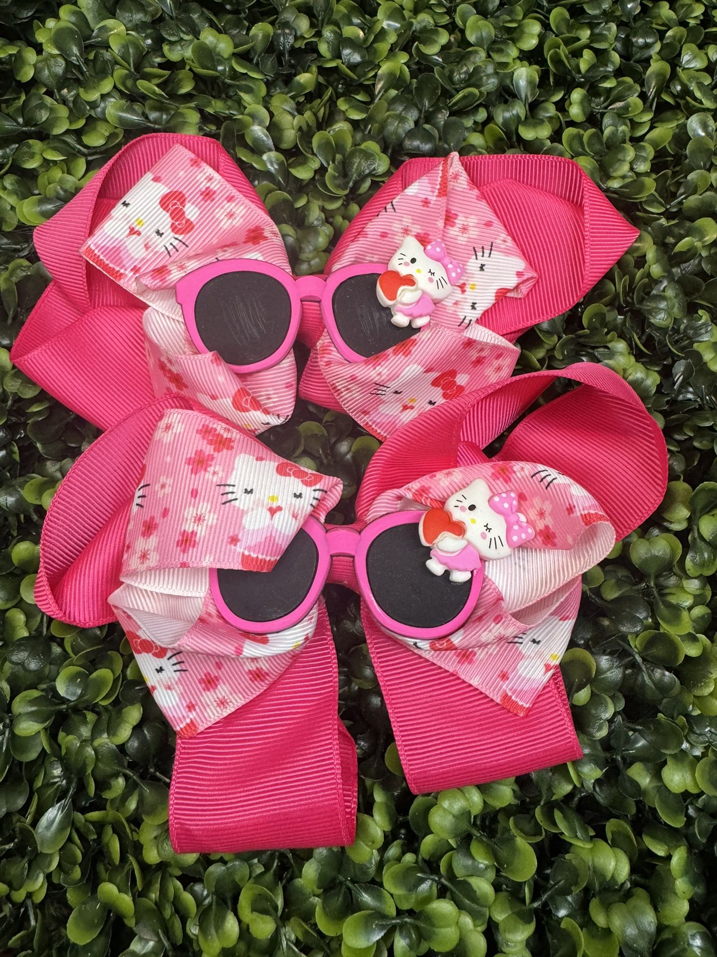 Hello Kitty Bows 