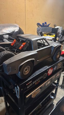 Losi super baja Rey 2.0. RC truck with king shocks