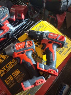 Firm Price 🛑 Milwaukee M18 regular impact drive & drill drive used fair. Tool-Only. Precio Firme 🛑