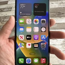 iPhone 11 Pro Max 256GB Unlocked For Any Network W/ New Tempered Glass Screen Protector And Charger!