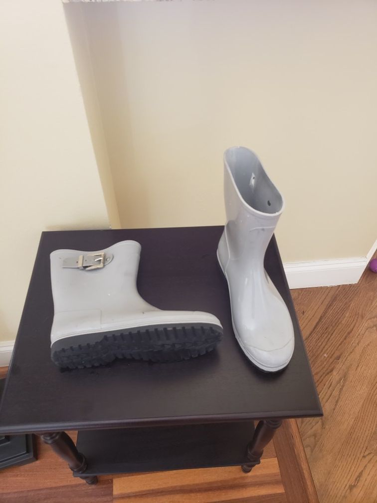 Aldo grey rain boots