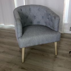 Accent  chairs 