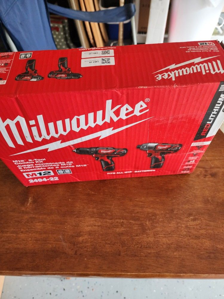 Milwaukee Combo 2 drills