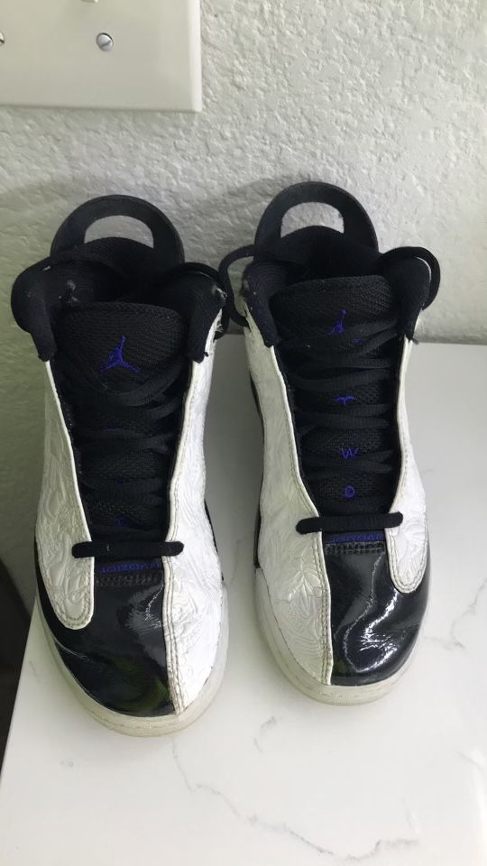 Jordan Dub Zero Kids Size 2Y