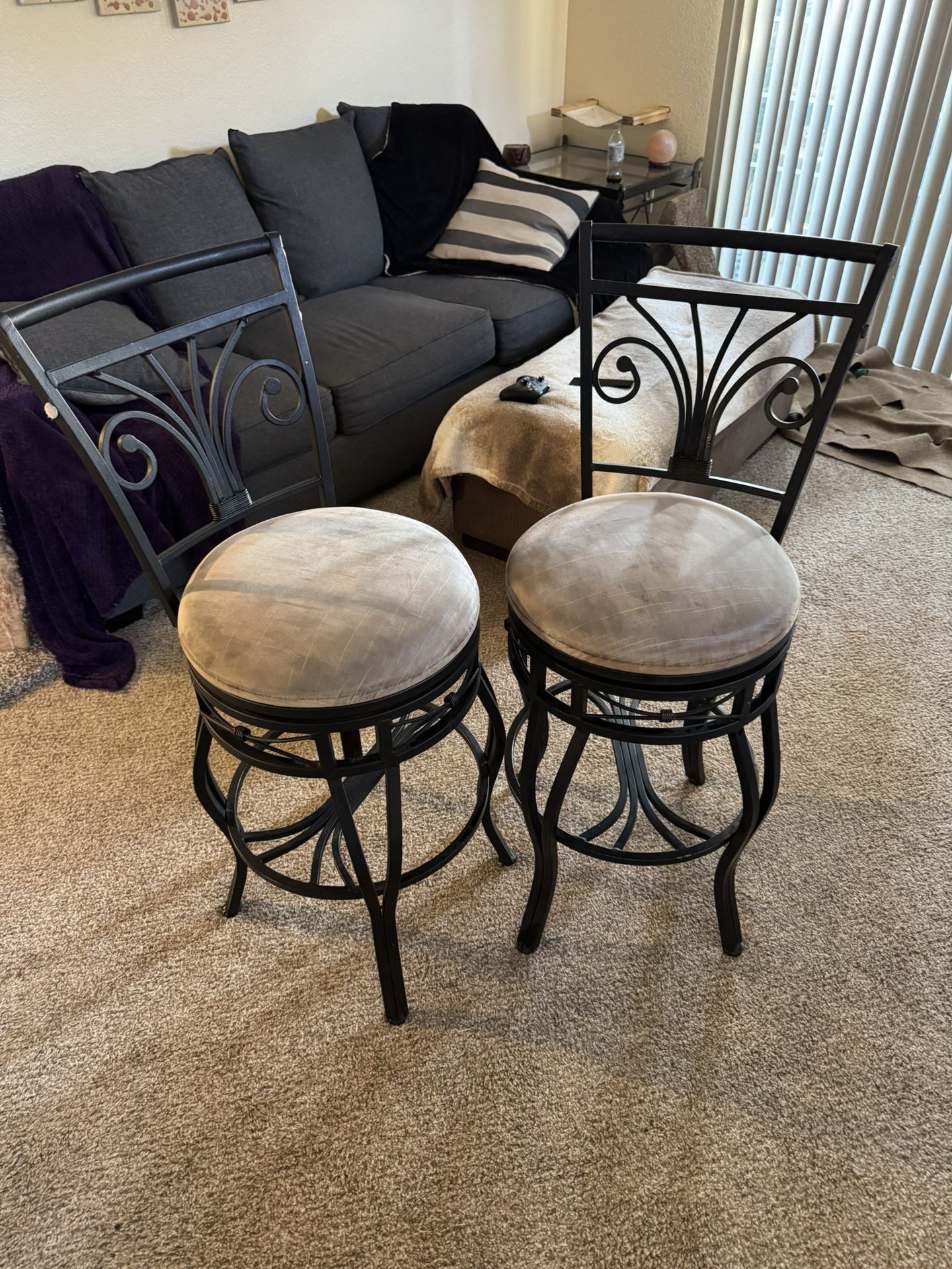 Stool chairs