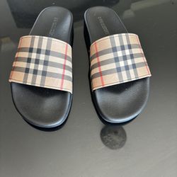 burberry slides