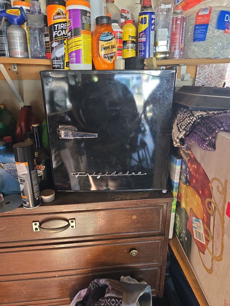 Mini Fridge