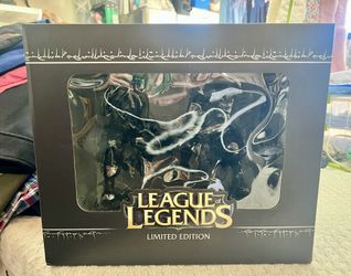 The Riot Games League of Legends Worlds Ryze & Tryndamere Figure Statues Limited Edition