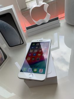 iPhone 8 Plus 64GB AT&T/Cricket like new!!