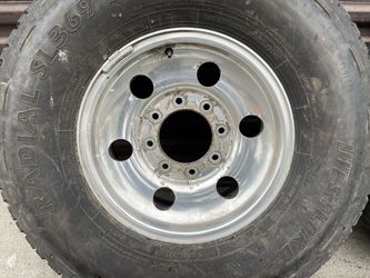 Ford Excursion 16 inch alloy rims and old tires 8 on 170 fits F250  Thumbnail