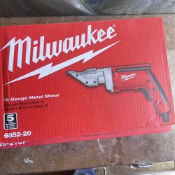 18 Gauge Metal Shear