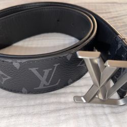Louis Vuitton Belt (Authentic) Size 30 Waist