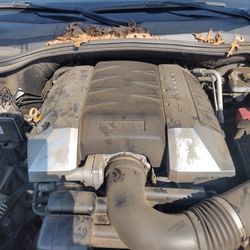 2012 Motor And Transmission V8