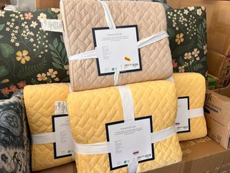 Charter Club King Size Quilt 