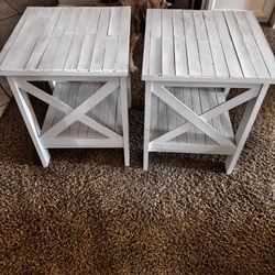 End tables 
